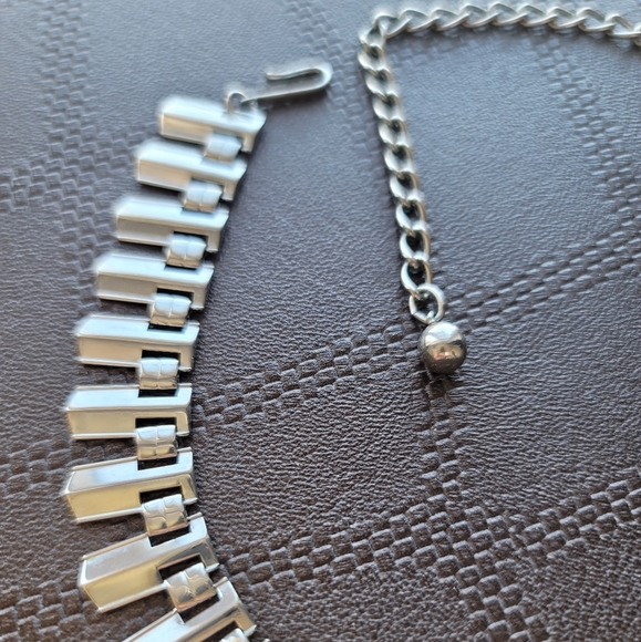 RARE FIND Vintage 1950-1960s Atomic Modernist Industrial Silver tone Choker - Picture 4 of 11